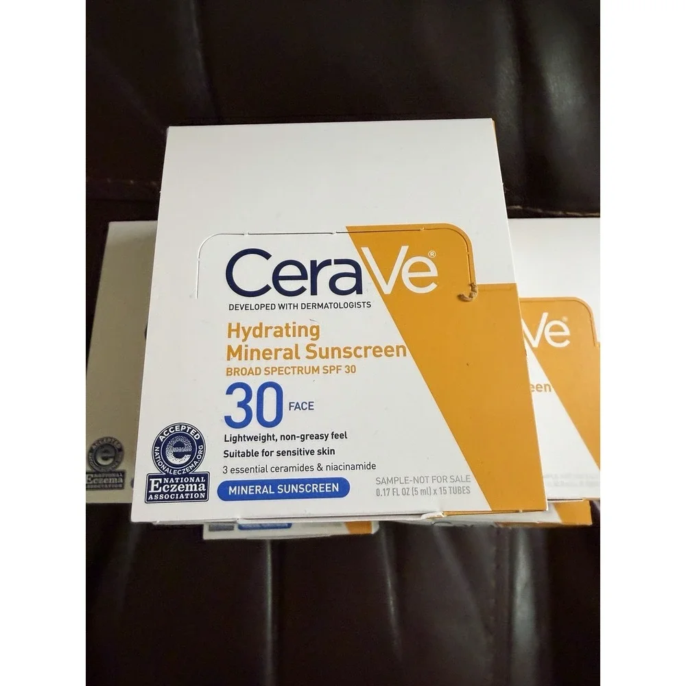 CeraVe Hydrating Mineral Sunscreen 15 Count Lot Of 7 Boxes 2.55 Fl Oz EXP 2026